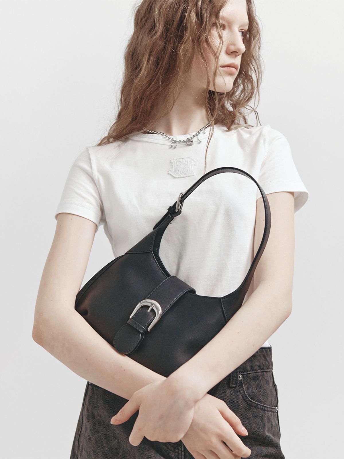 레이브(RAIVE) Leah Tote in Black UA5SB073-10