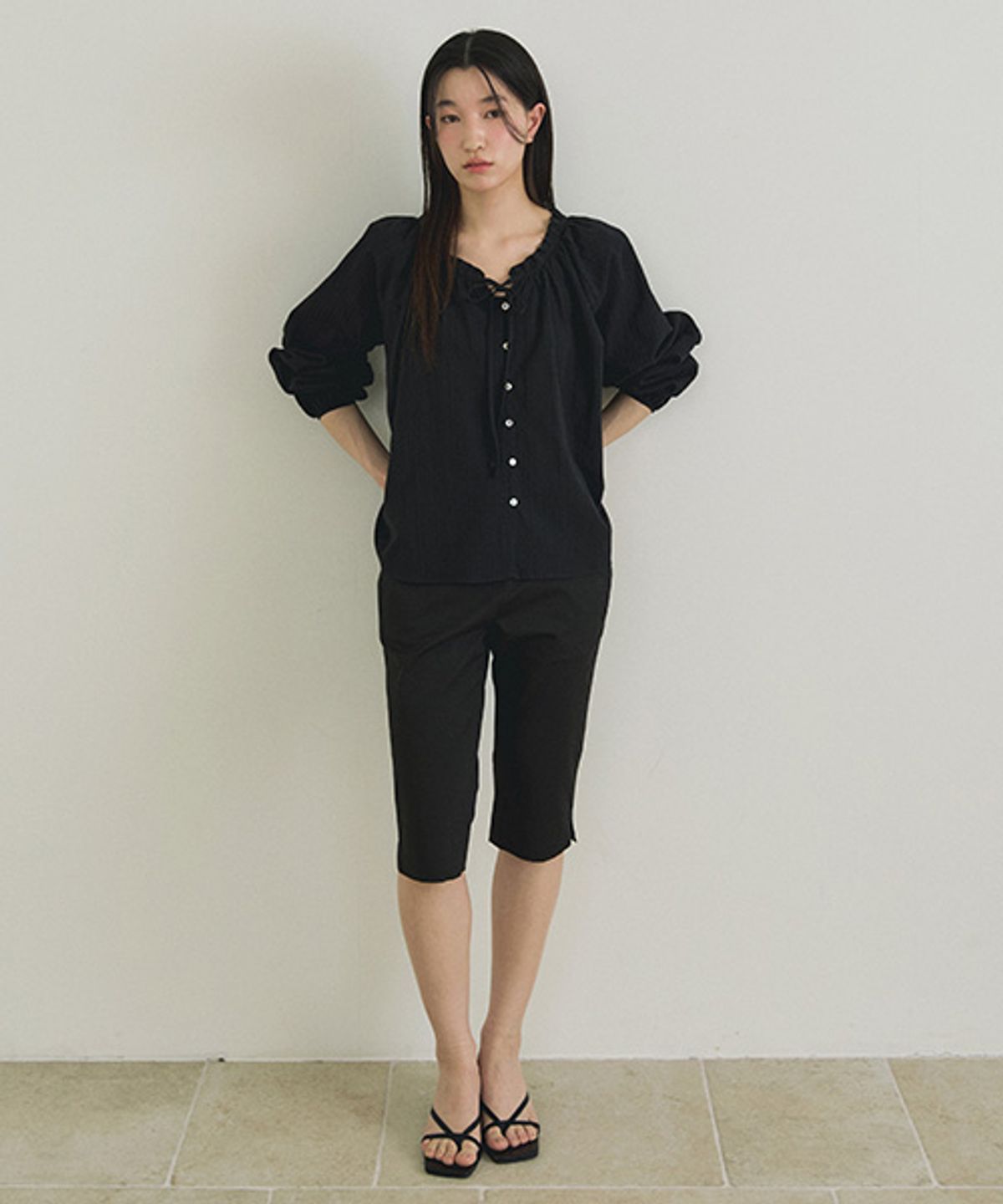 링서울(LINGSEOUL) lace ruffle blouse-black