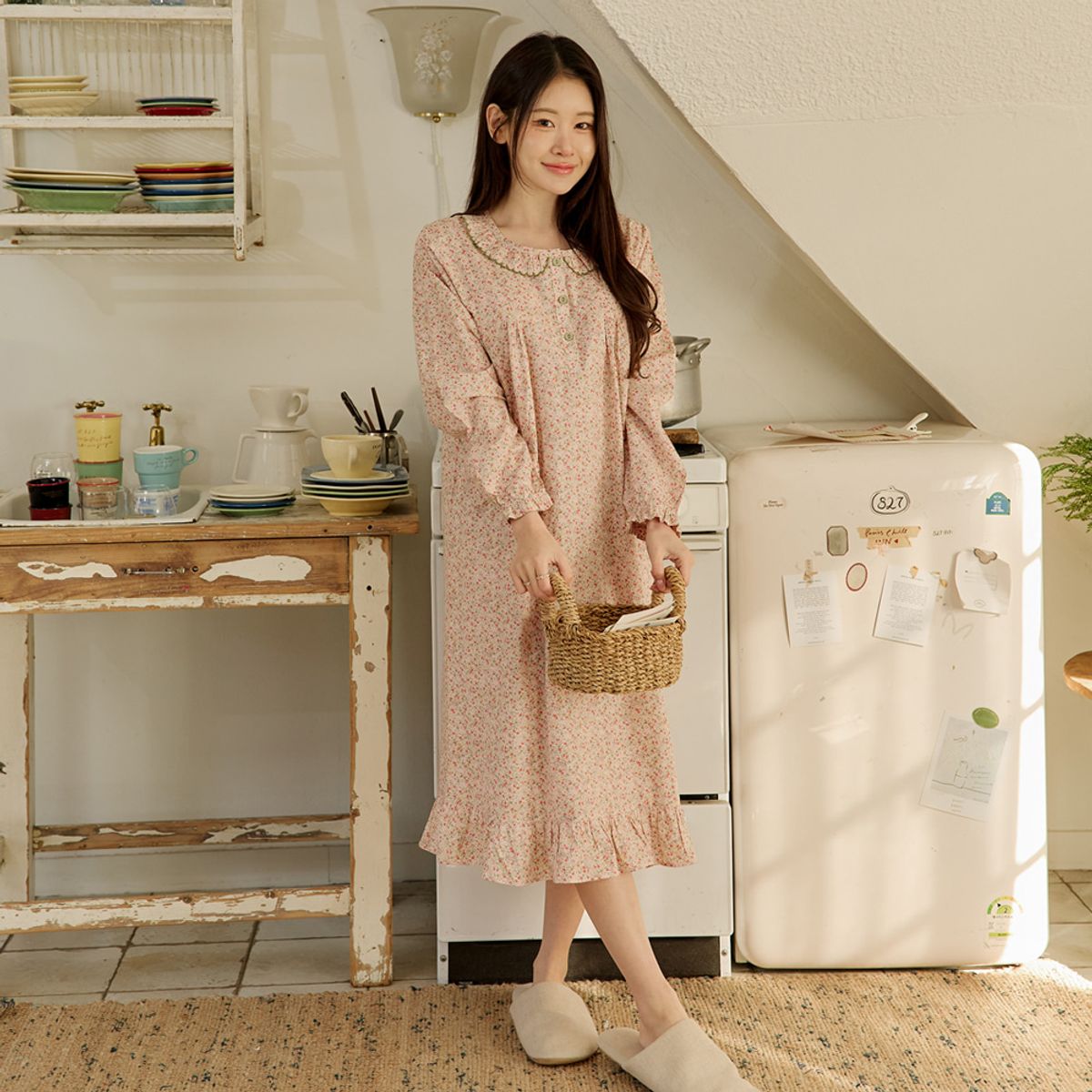 찌니야(JJNIYA) 여성용 카델플라워 60수 순면 긴팔원피스잠옷