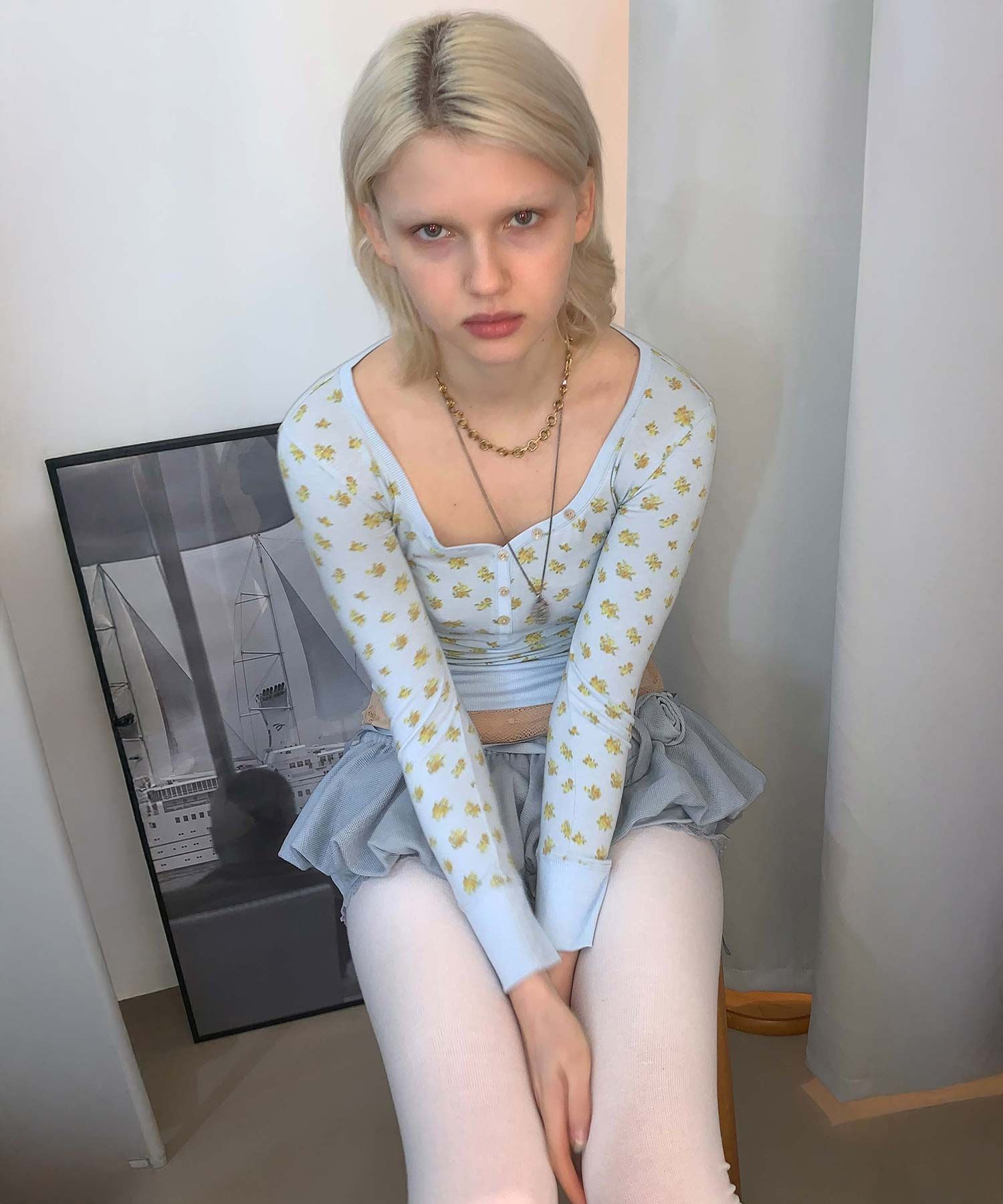 【SCULPTOR】Floral Cottage Button Henley SCULPTOR Floral Cottage Button Henley Beige – SeoulSeoul