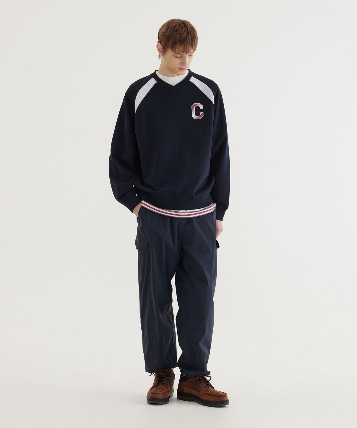 커버낫(COVERNAT) 테크 나일론 세미와이드 카고 조거 팬츠 Dark Navy