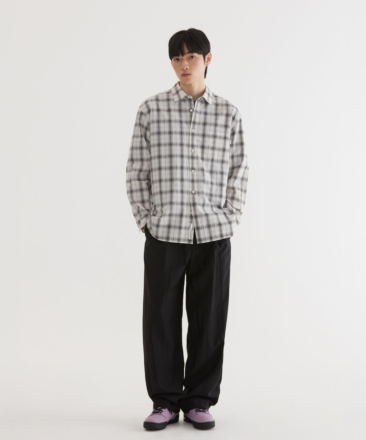 커버낫(COVERNAT) 세미와이드 플루이드 이지 팬츠 Black