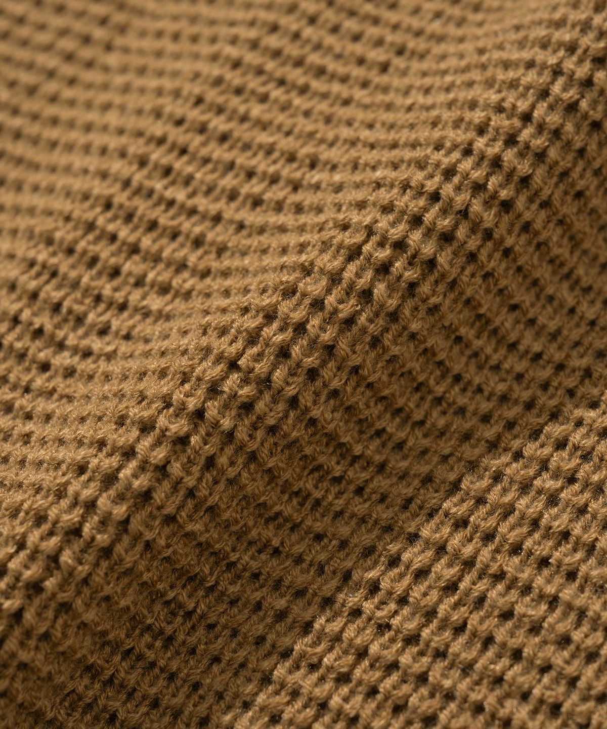 니티드(KNITTED) 안티필링 볼륨 와플 가디건 BEIGE