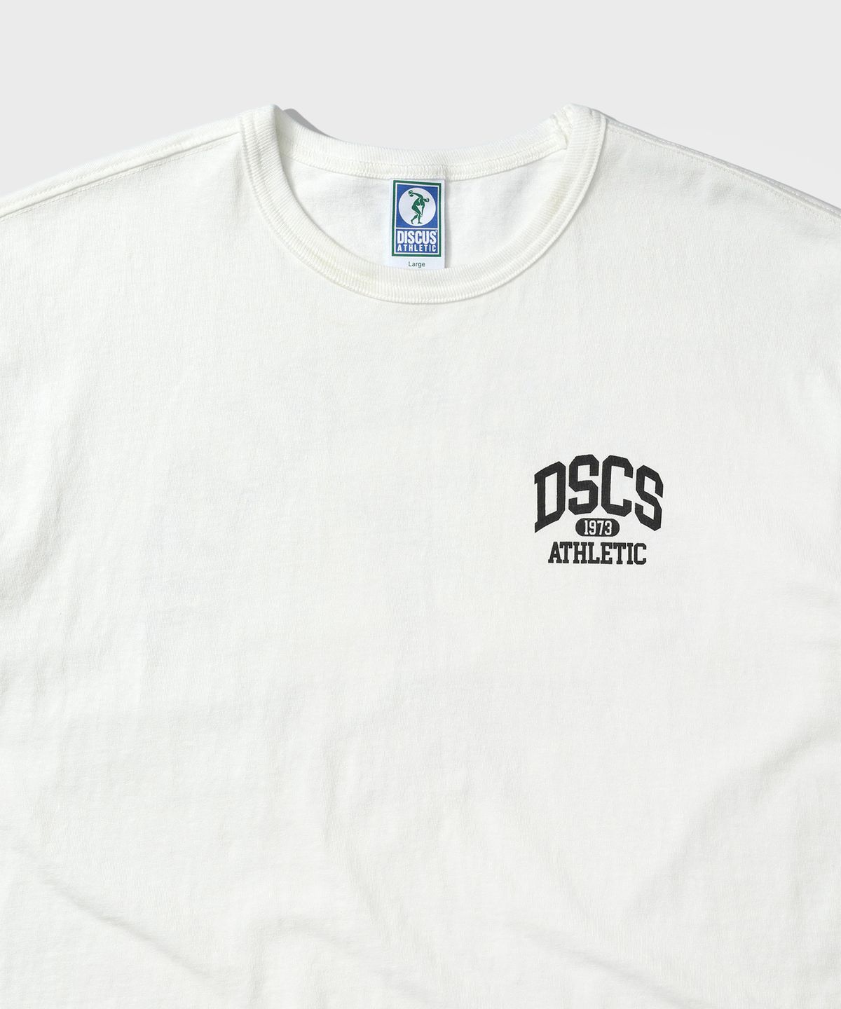 디스커스 애슬레틱(DISCUS ATHLETIC) 헤비웨이트 DCSC 스몰 로고 티셔츠 오프 화이트