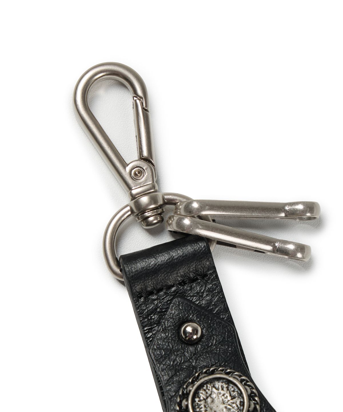 아캄(AAKAM) Antique Circle Studded Leather Keyring (Black)