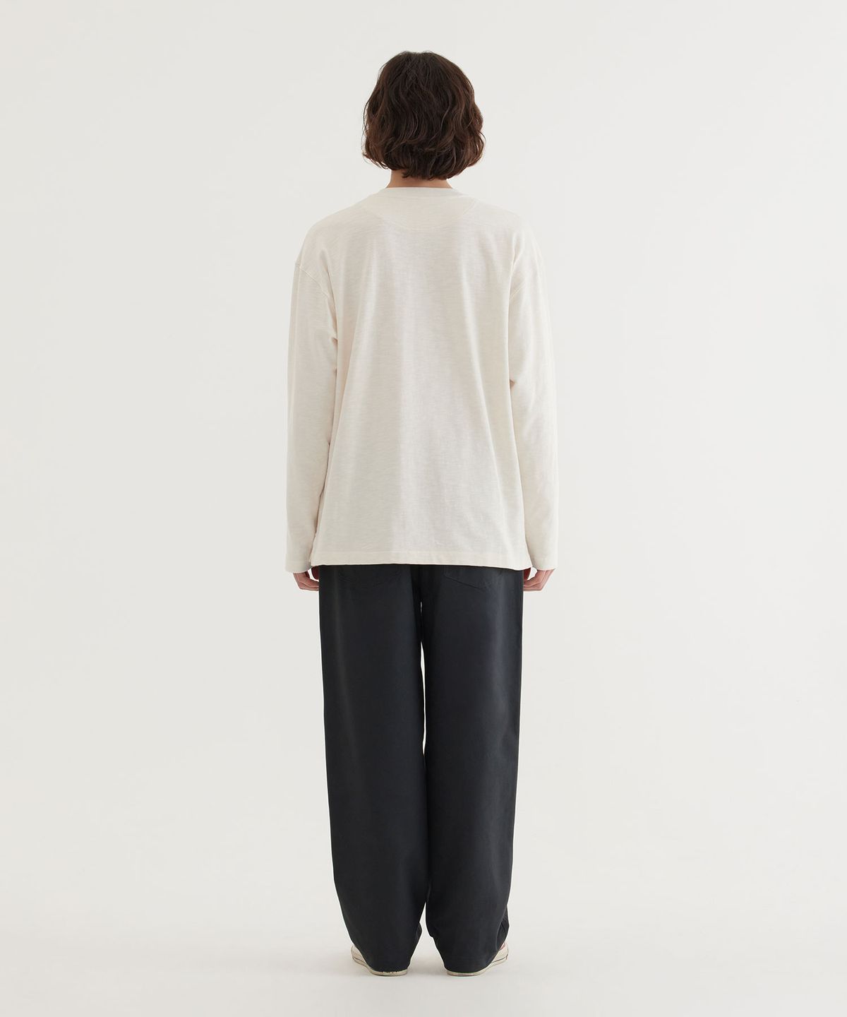 커버낫(COVERNAT) 헨리넥 롱슬리브 Ivory