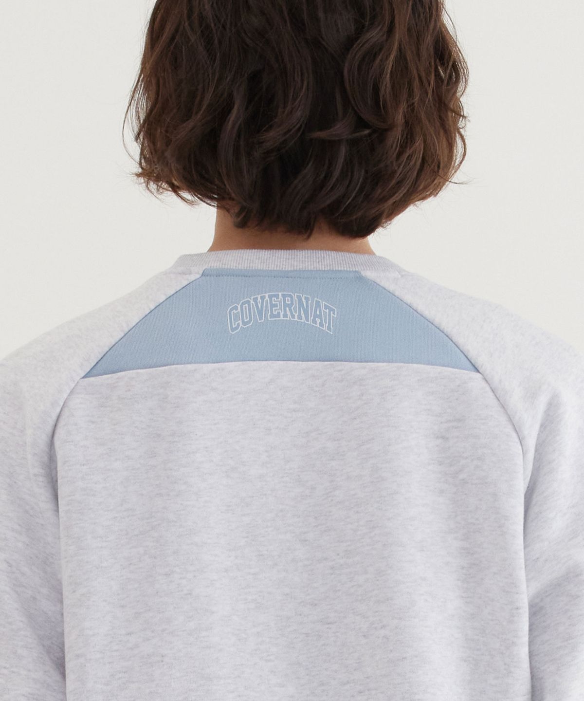 커버낫(COVERNAT) 블록코어 그래픽 맨투맨 Heather Gray