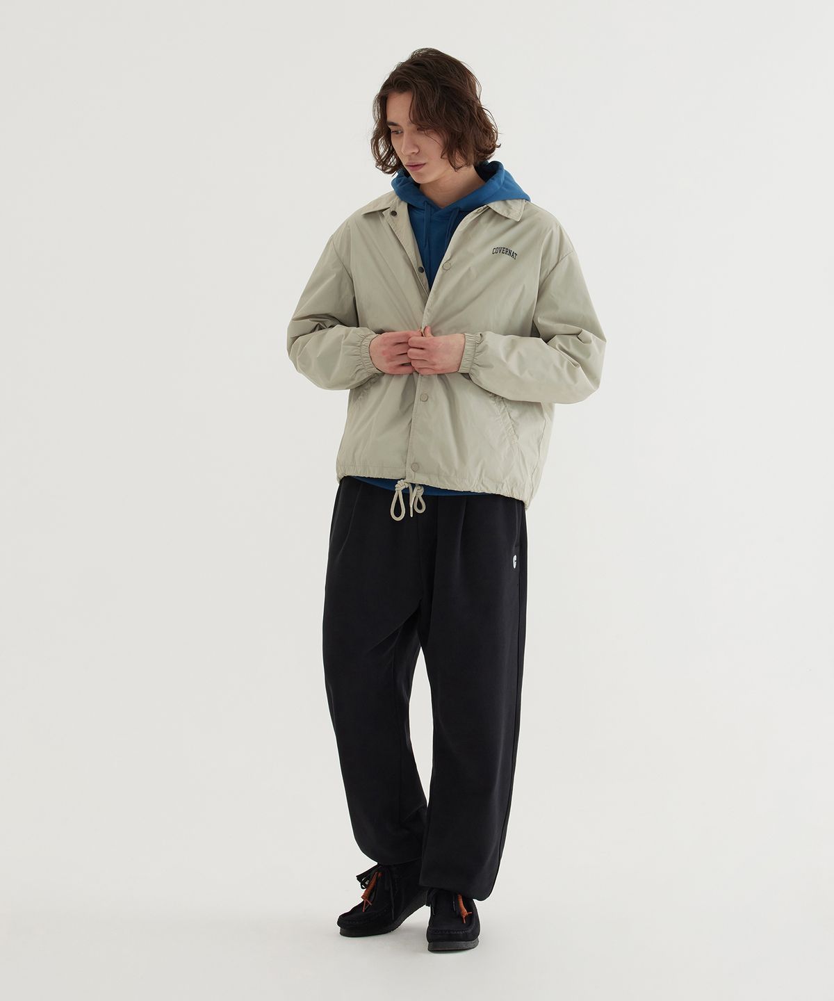 커버낫(COVERNAT) 아치 로고 코치 자켓 Light Khaki