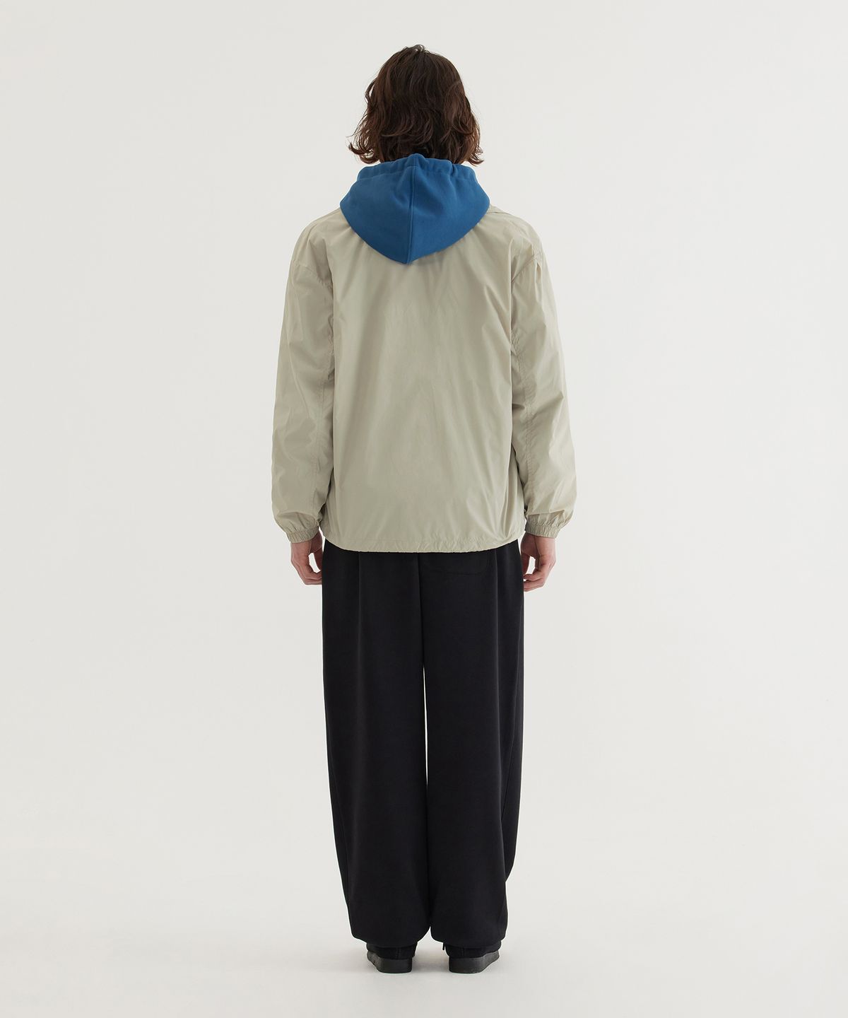 커버낫(COVERNAT) 아치 로고 코치 자켓 Light Khaki