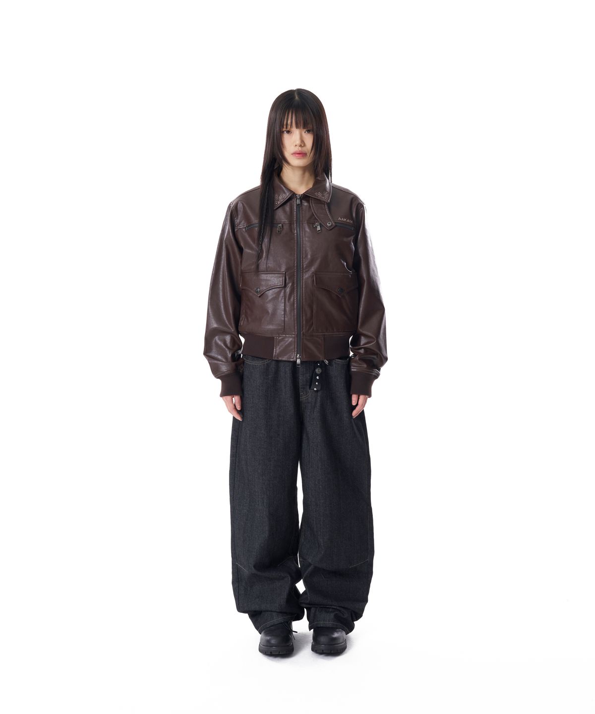아캄(AAKAM) Snake Printed Denim Pants (Black)