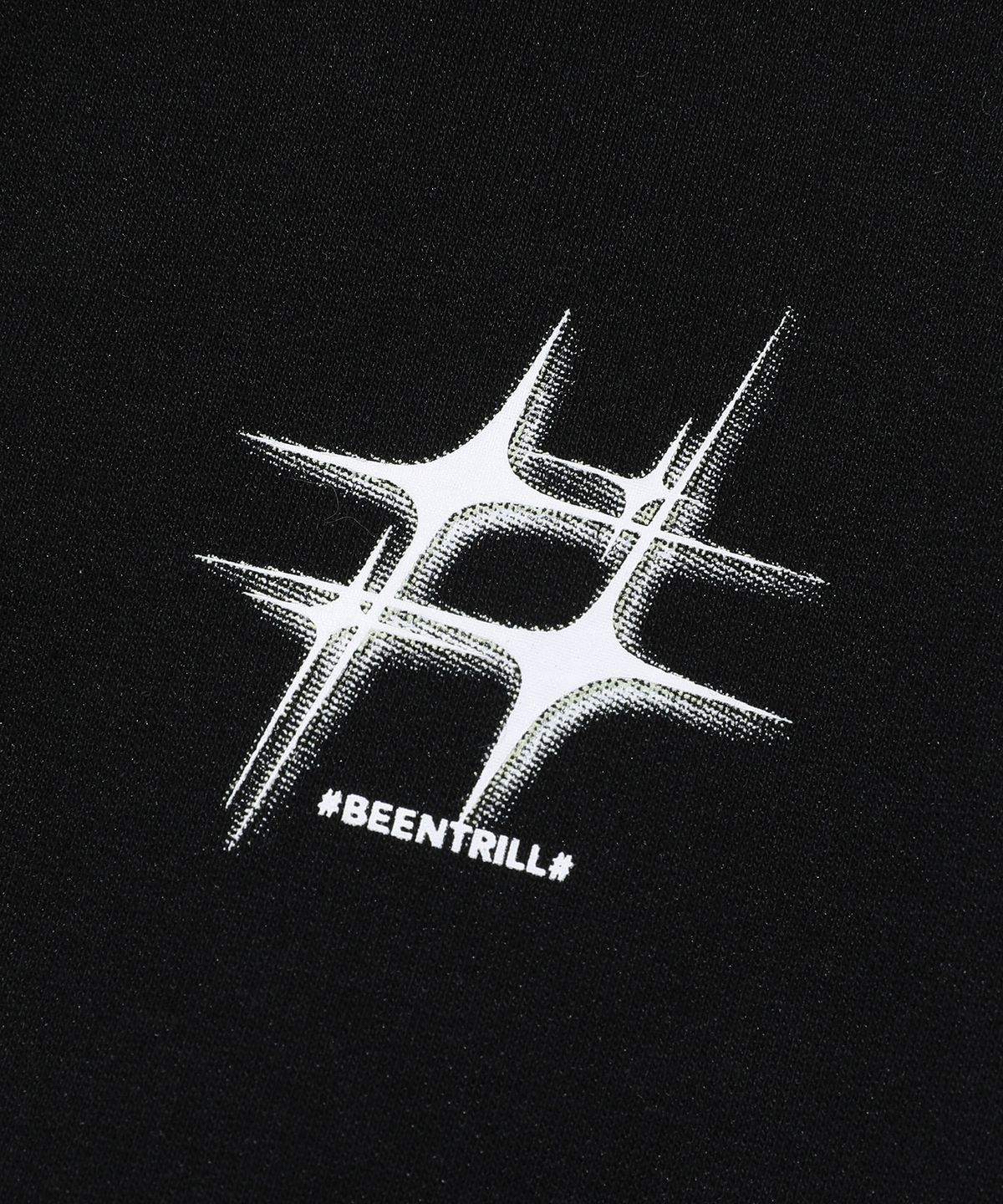 빈트릴 뉴욕(BEENTRILL NEWYORK) 우먼즈 스타 해시태그 크롭 후드 집업(블랙)