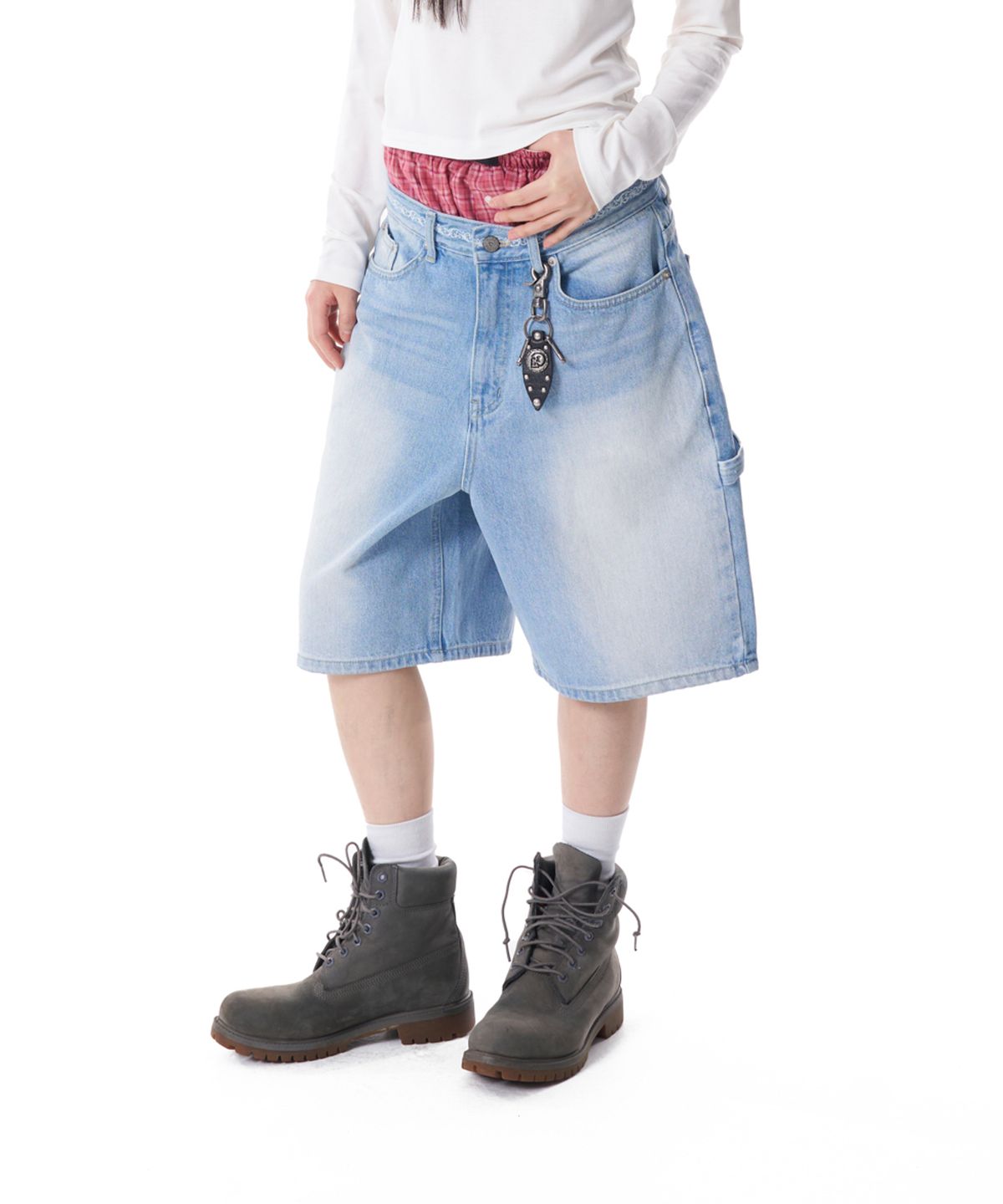 아캄(AAKAM) Needlework Carpenter Bermuda Denim Pants (Blue)