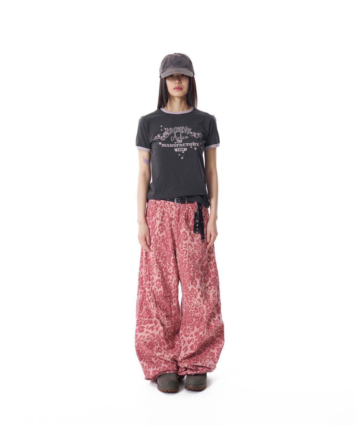 아캄(AAKAM) Knee Pin-tuck Leopard Cotton Pants (Pink)