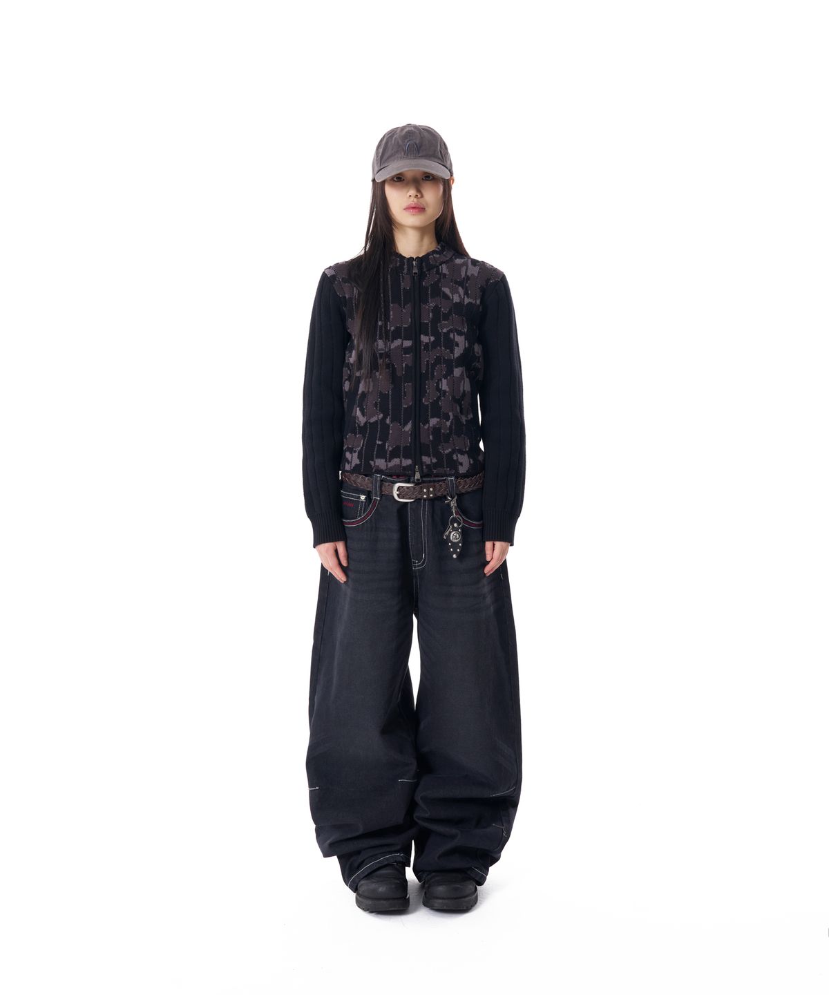 아캄(AAKAM) CROS2 Washed Denim Pants (Black)