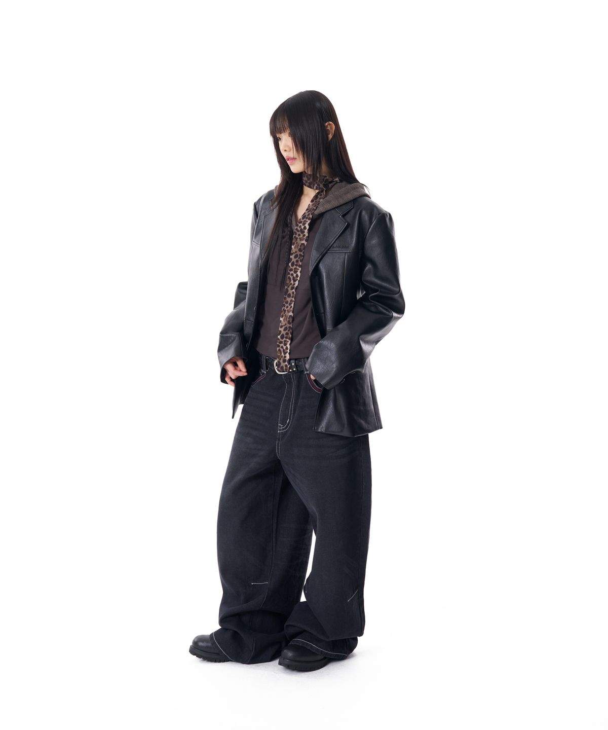 아캄(AAKAM) CROS2 Washed Denim Pants (Black)