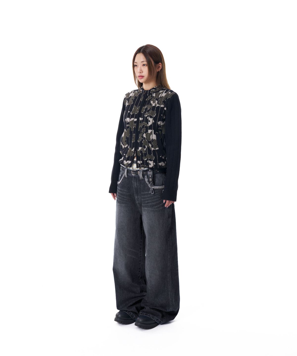 아캄(AAKAM) Contrast Washed Denim Pants (Black)