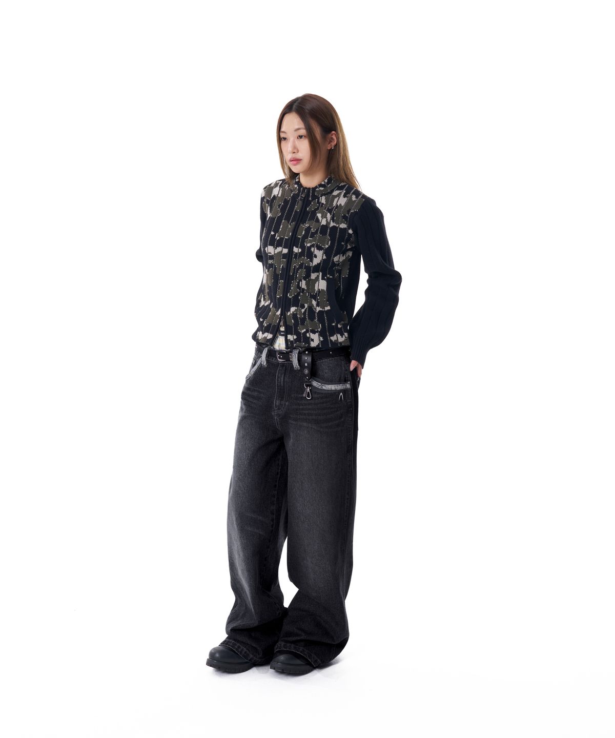 아캄(AAKAM) Contrast Washed Denim Pants (Black)