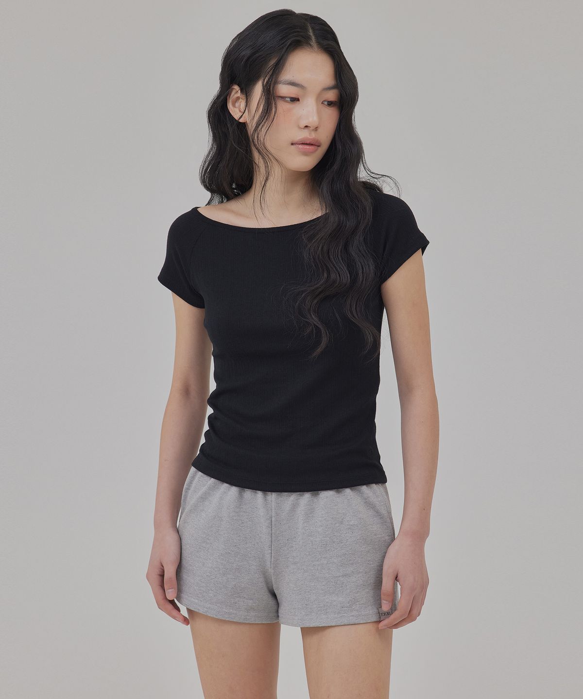 탑걸(TOPGIRL) RAGLAN SLEEVED BOAT NECK TOP_T516TP100