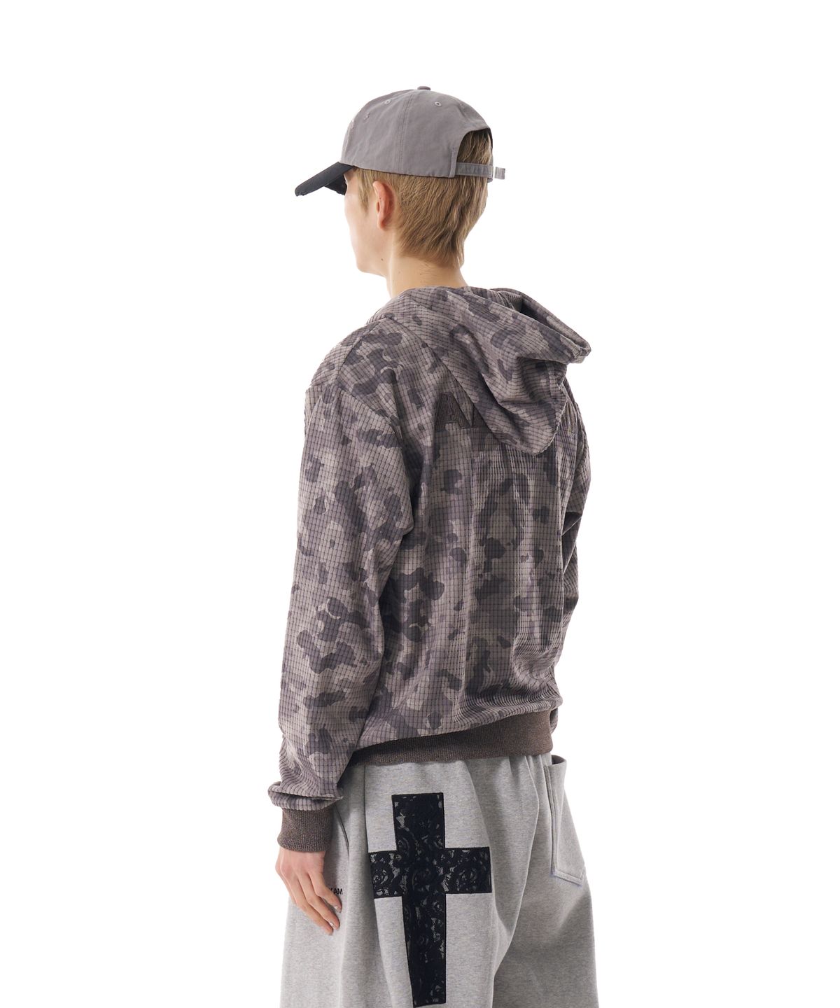 아캄(AAKAM) 98 Patch Camouflage Zip-Up Hoodie (Gray)