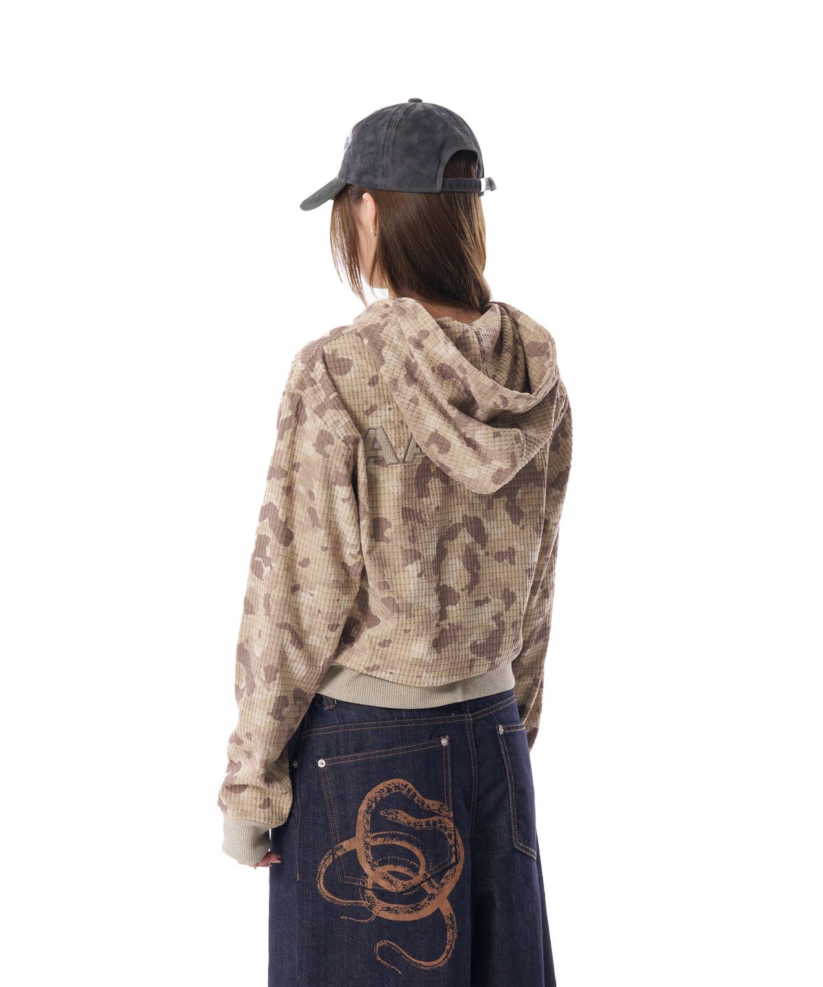 아캄(AAKAM) 98 Patch Camouflage Zip-Up Hoodie (Beige)