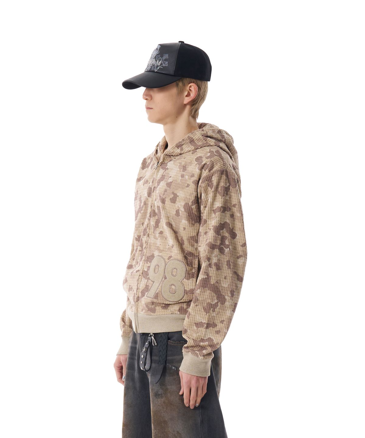아캄(AAKAM) 98 Patch Camouflage Zip-Up Hoodie (Beige)