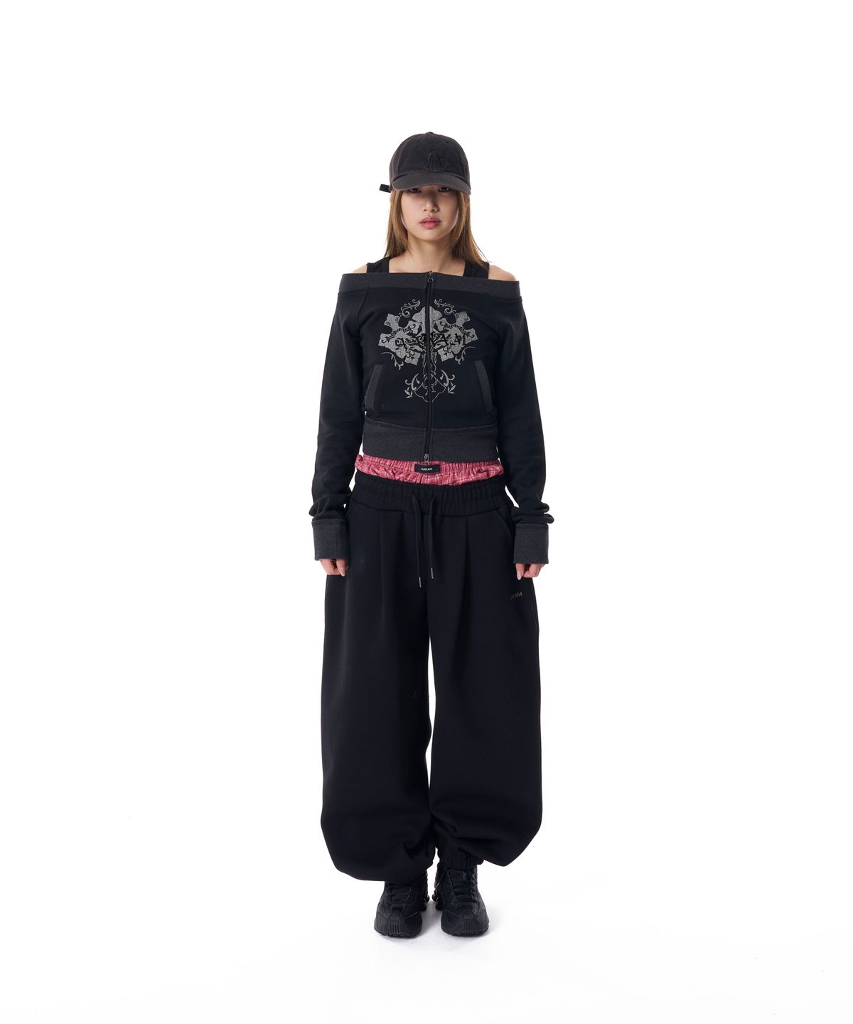 아캄(AAKAM) CROS2 Off-shoulder Zip-Up (Black)