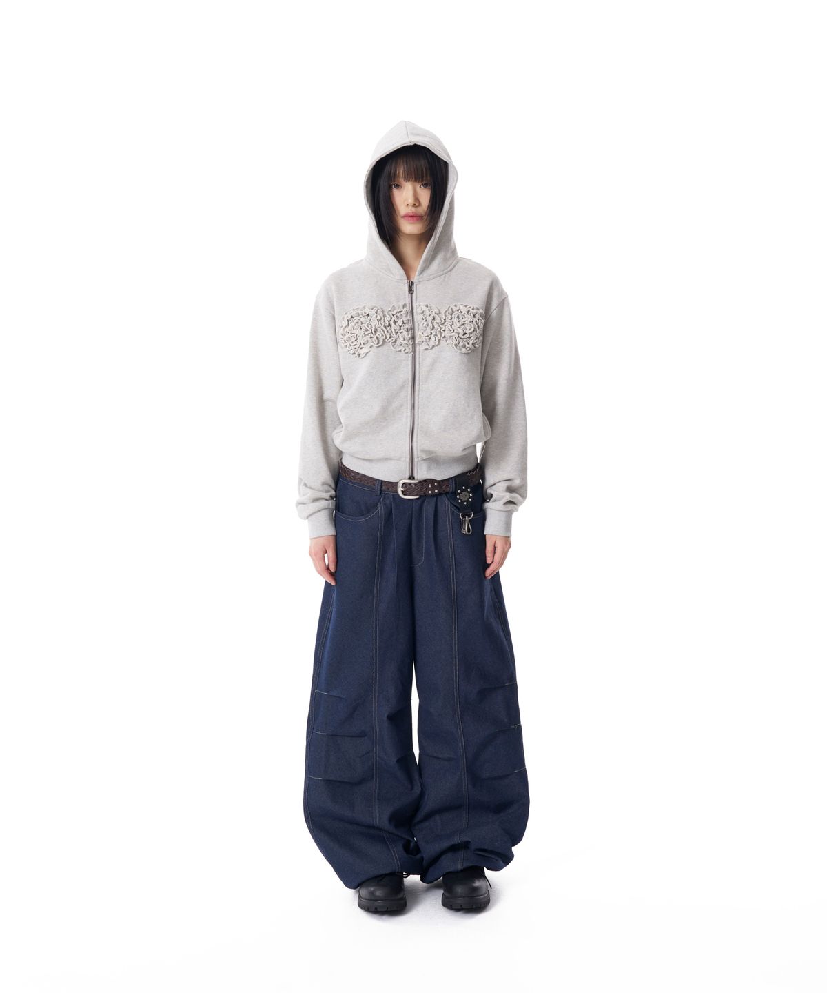 아캄(AAKAM) Flowers Zip-Up Hoodie (Gray)