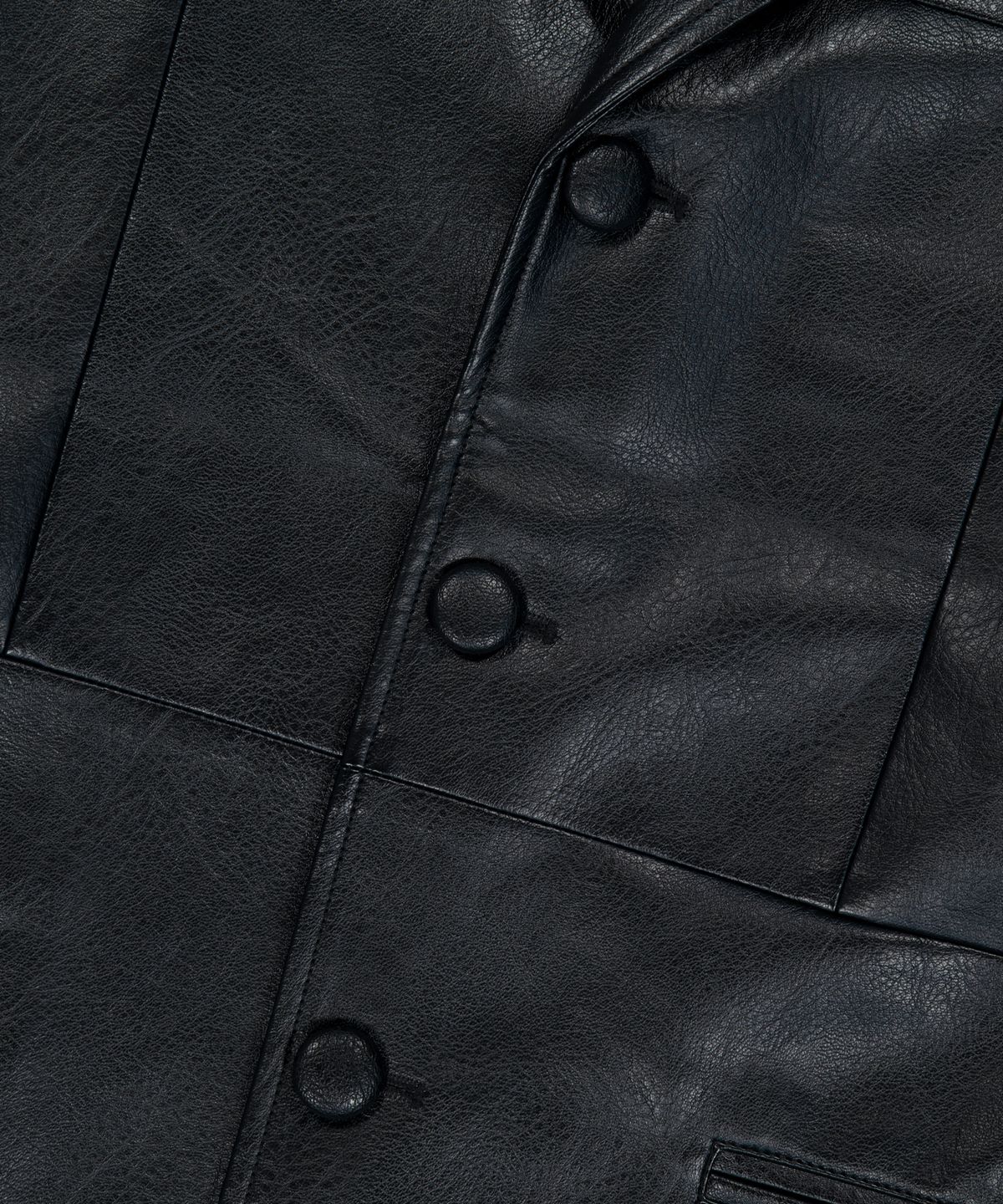 아캄(AAKAM) 3-Button Leather Blazer (Black)