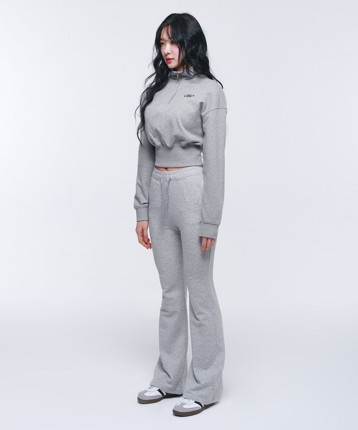 본투윈(BORN TO WIN) W SILVER B HALF ZIP UP SWEATSHIRTS [MELANGE GREY]