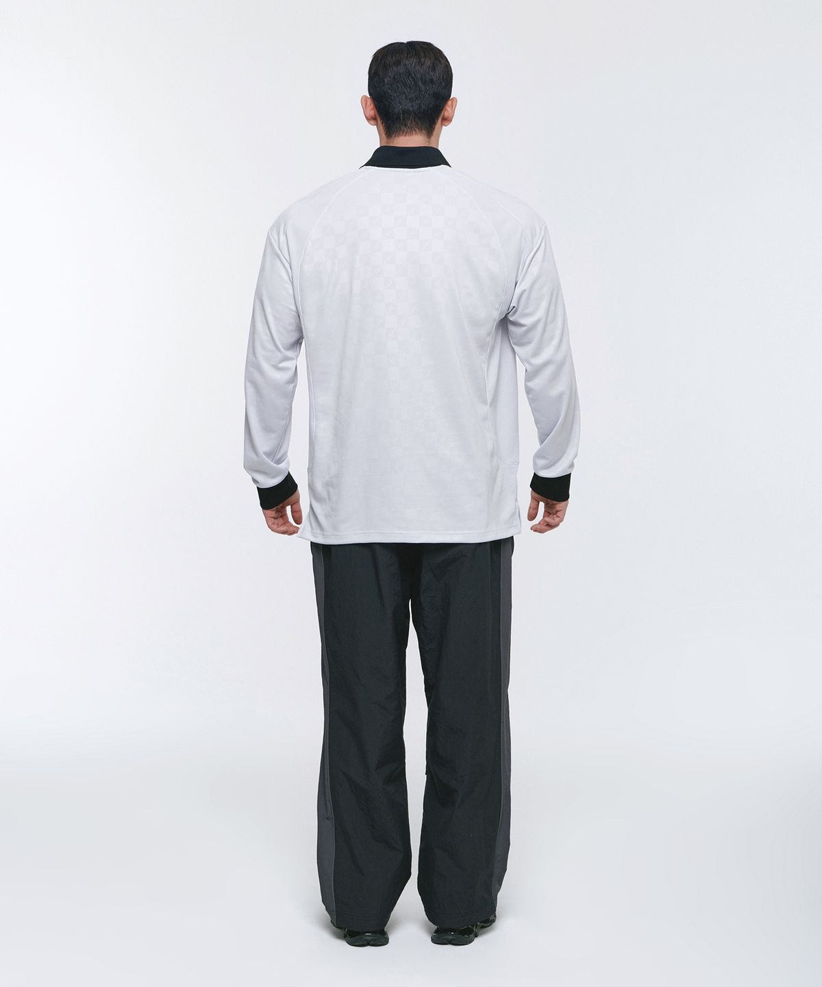 본투윈(BORN TO WIN) MONOGRAM SOCCER JERSEY [SILVER]