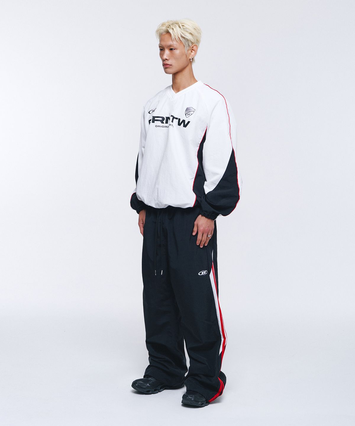 본투윈(BORN TO WIN) BRNTW VENTILATION NYLON TOP [WHITE]