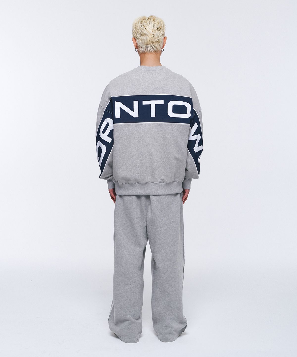 본투윈(BORN TO WIN) NYLON MIX BOLD SWEATSHIRTS [GREY]