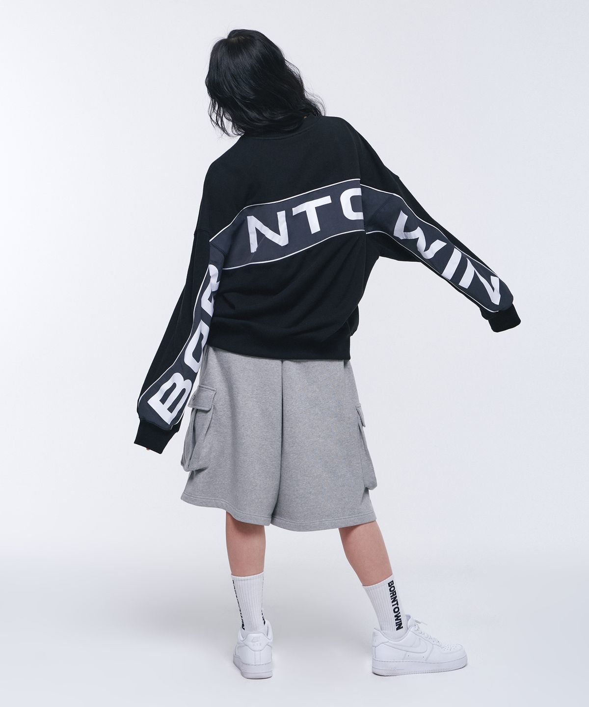 본투윈(BORN TO WIN) NYLON MIX BOLD SWEATSHIRTS [BLACK]