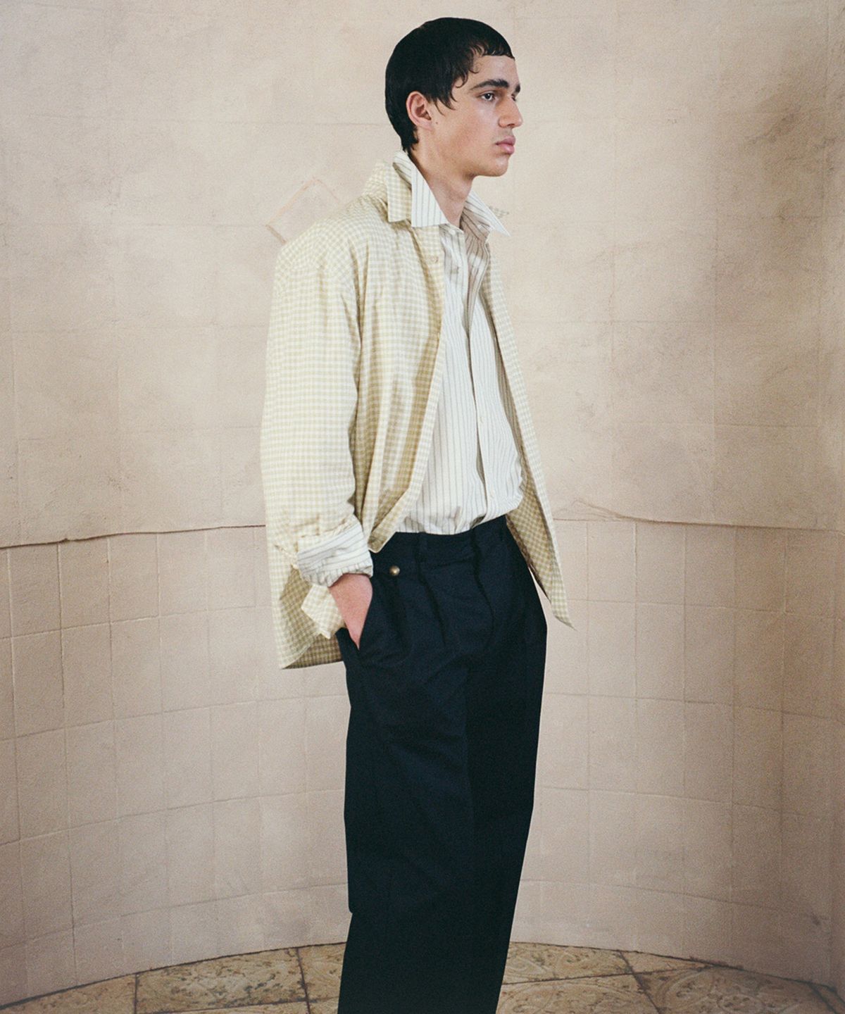 셔터(SHIRTER) ALEX DOUBLE PLEATS CHINO PANTS (NAVY)