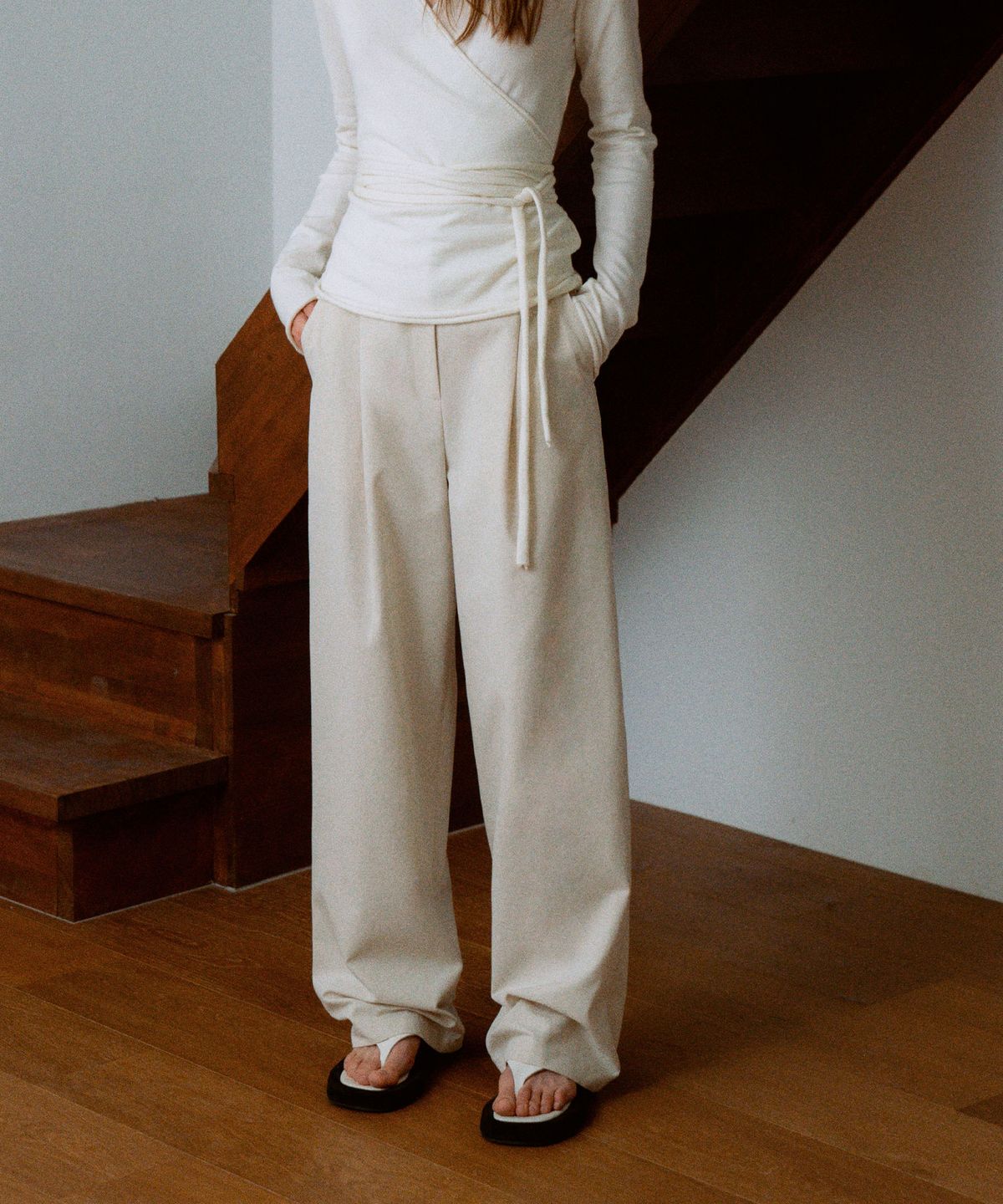 라메레이(LAMEREI) Cotton One-Tuck Pants[LMBESPPT5502]-White