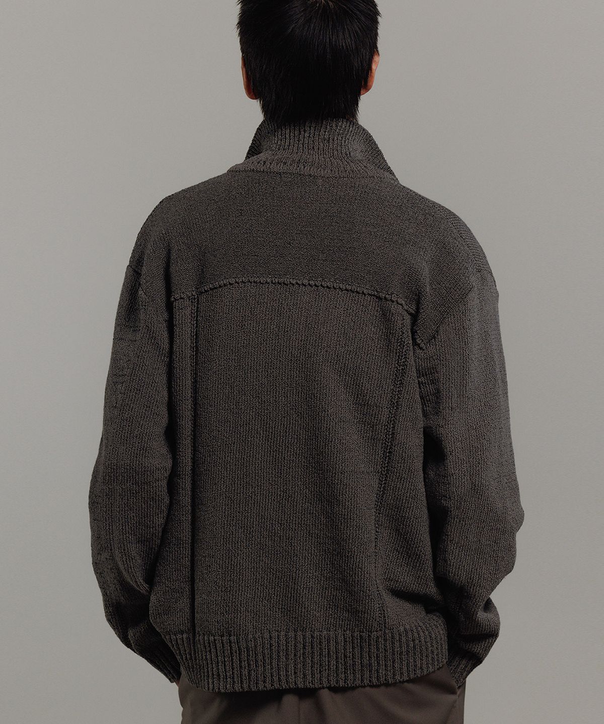 블랭크룸(BLANKROOM) 니트 트러커_SMOKE OLIVE