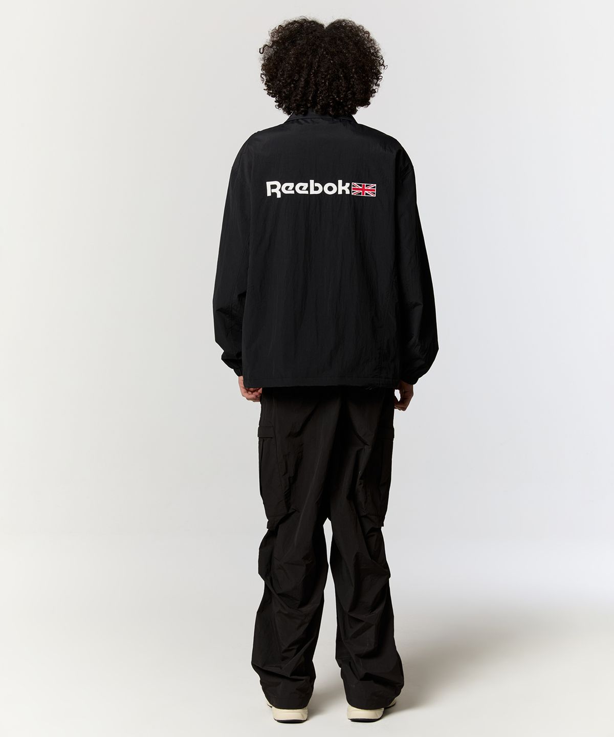 리복(REEBOK) 유니언잭 코치 자켓 - 블랙