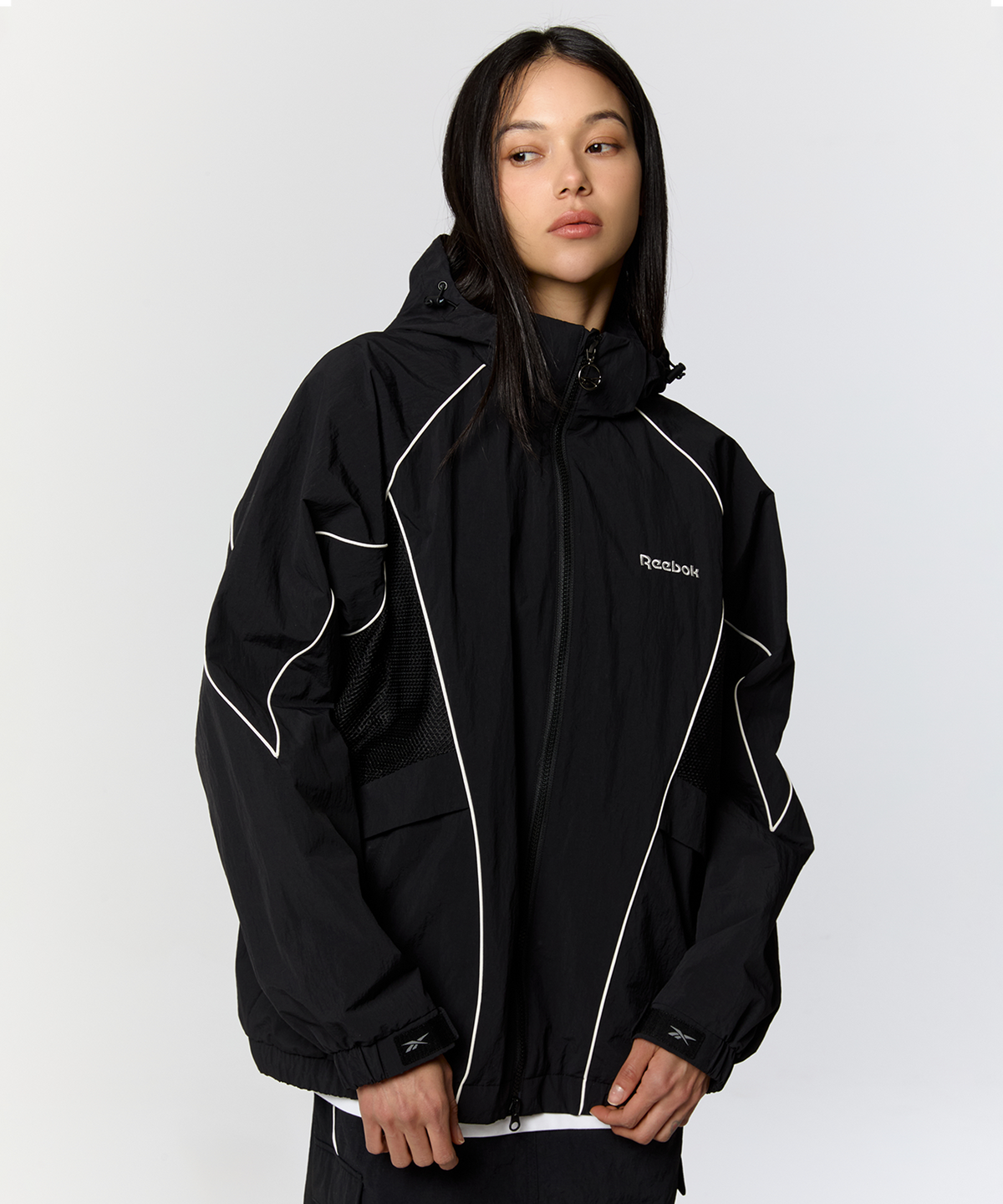 리복(REEBOK) 리드벡터 윈드 브레이커 - 블랙