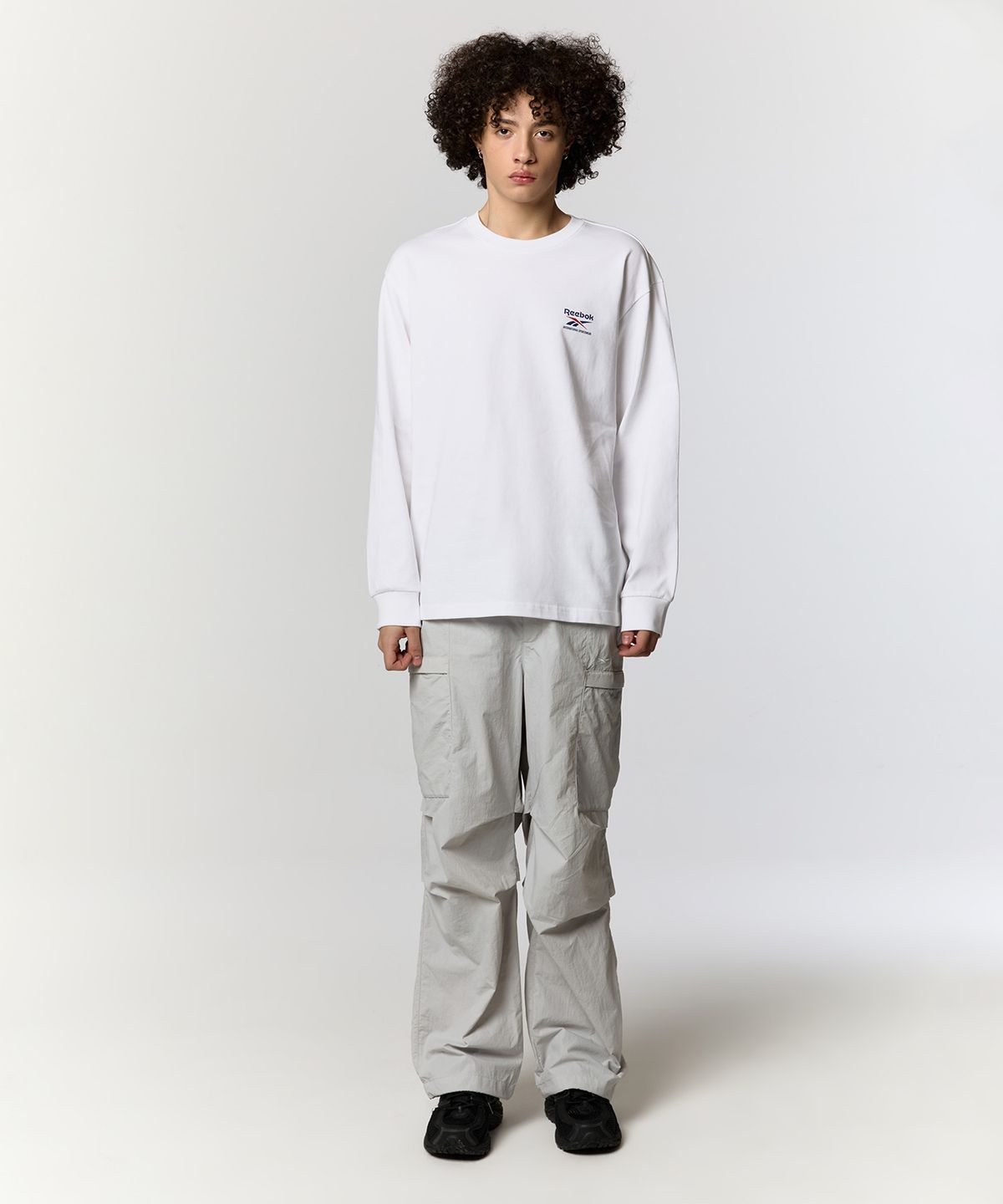 리복(REEBOK) 아카이브 롱슬리브 - 화이트