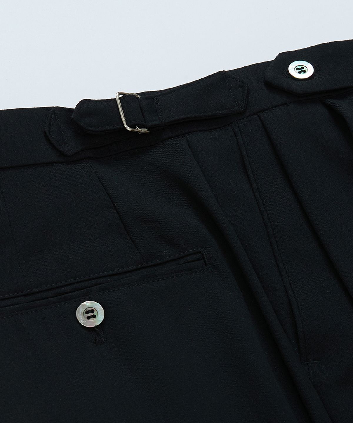 벨리프(BELLIEF) Wool adjust Double Pleat relaxed Trouser (Black)