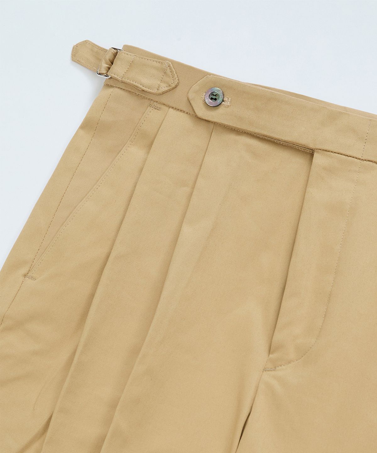 벨리프(BELLIEF) Cotton adjust Double Pleats relaxed Chino Pants (Beige)