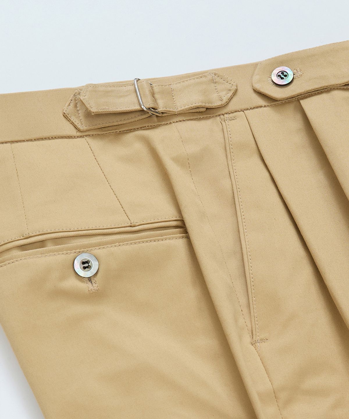 벨리프(BELLIEF) Cotton adjust Double Pleats relaxed Chino Pants (Beige)