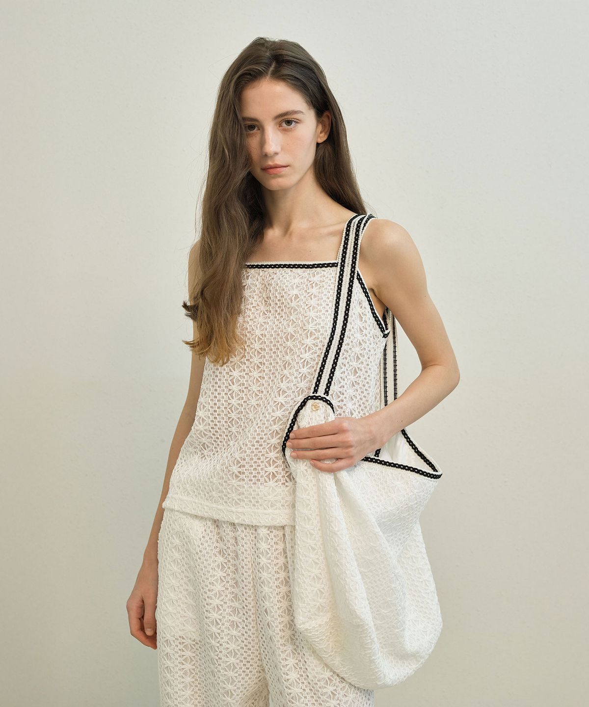 메이버유(MAYVERU) Cyndi Lace Bag _ Ivory