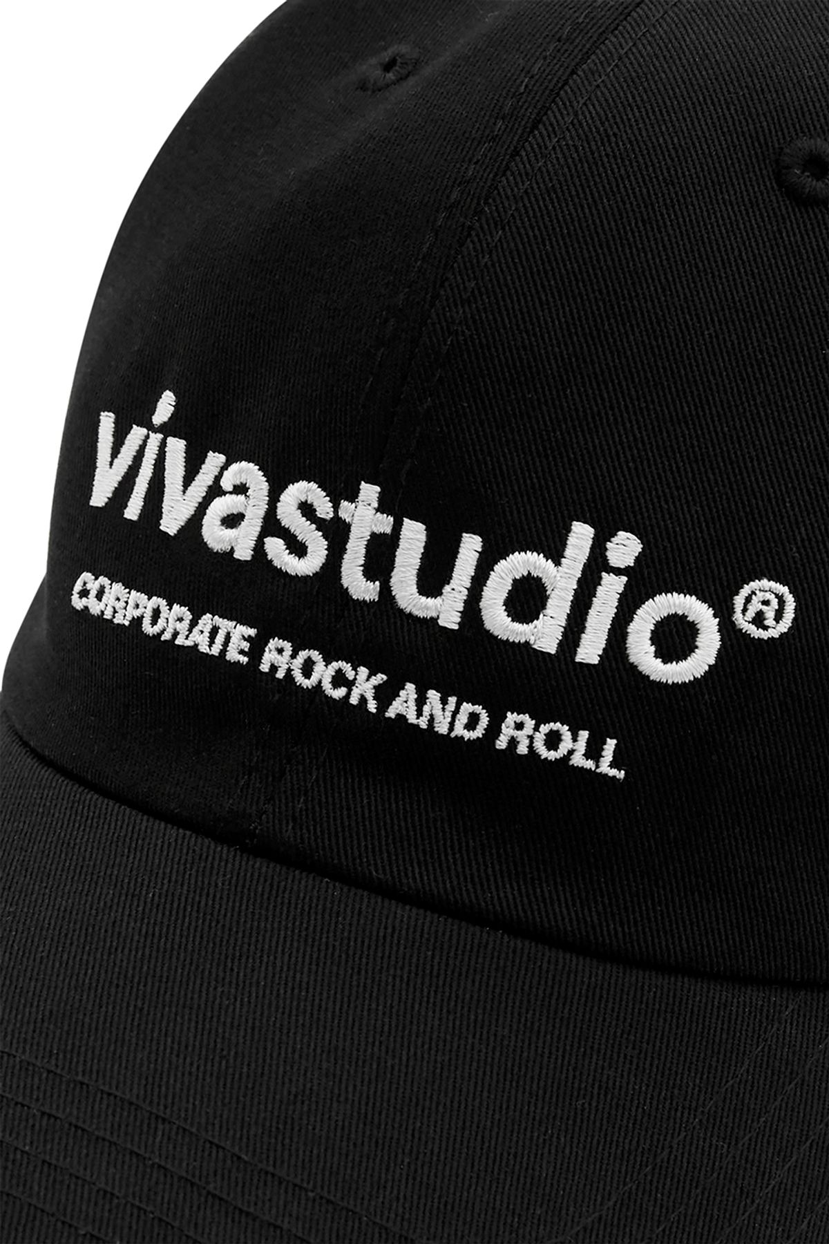 비바스튜디오(VIVASTUDIO) EMBROIDERY LOGO BALL CAP [BLACK]