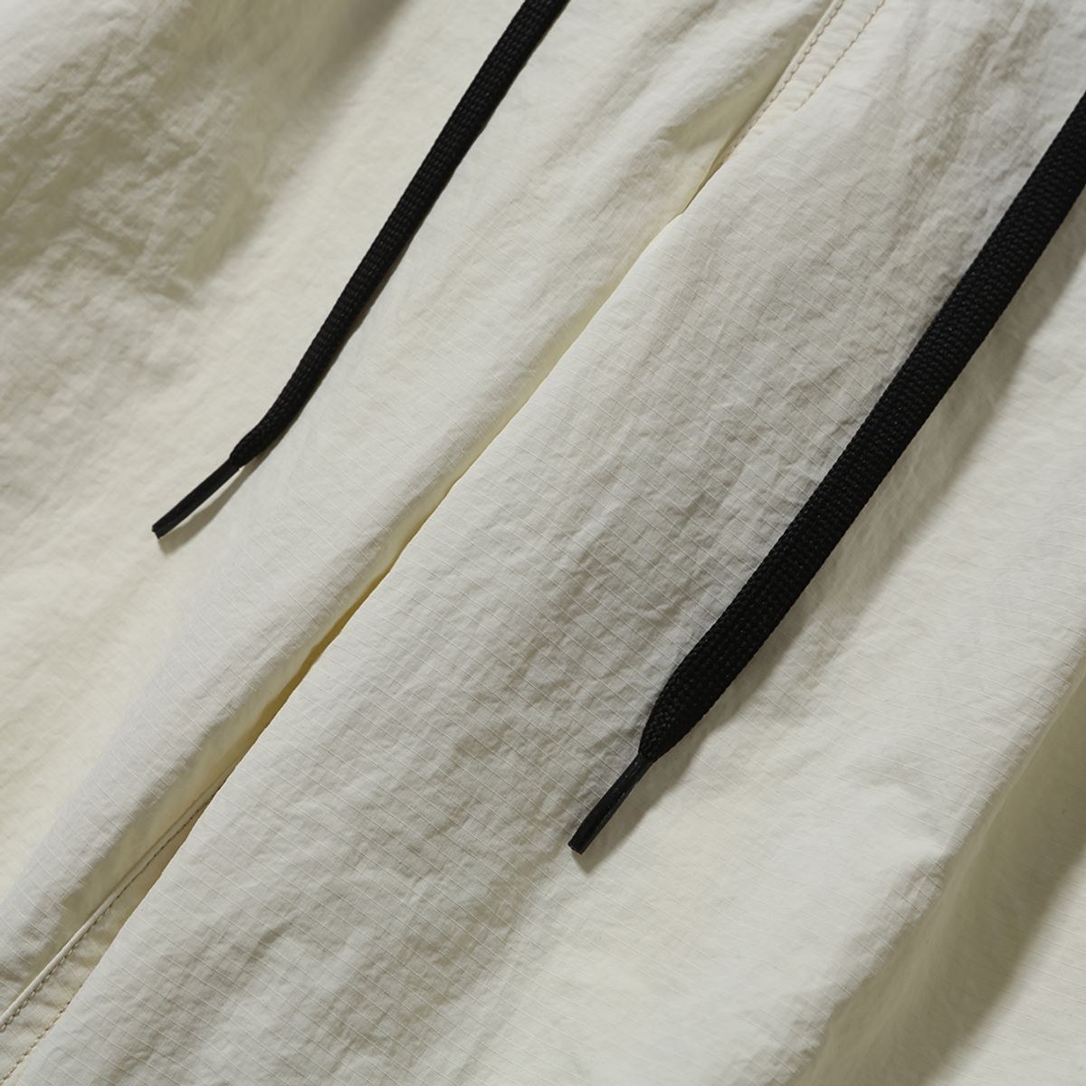 모이프(MOIF) [SS25] OVER MIL 6P PANTS / ECRU