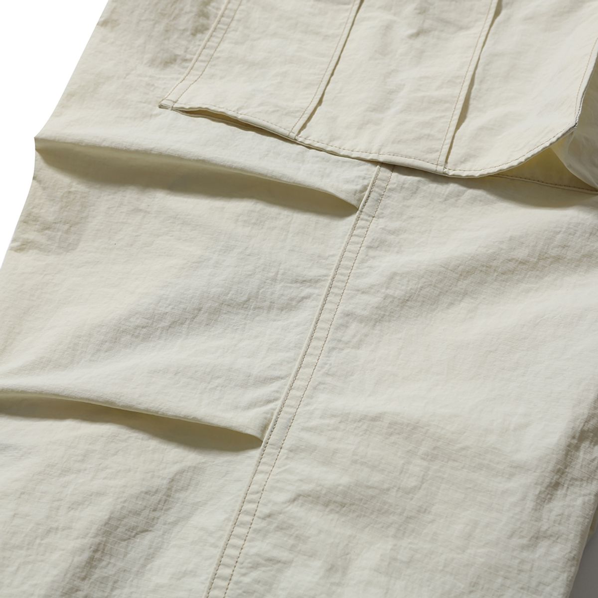 모이프(MOIF) [SS25] OVER MIL 6P PANTS / ECRU