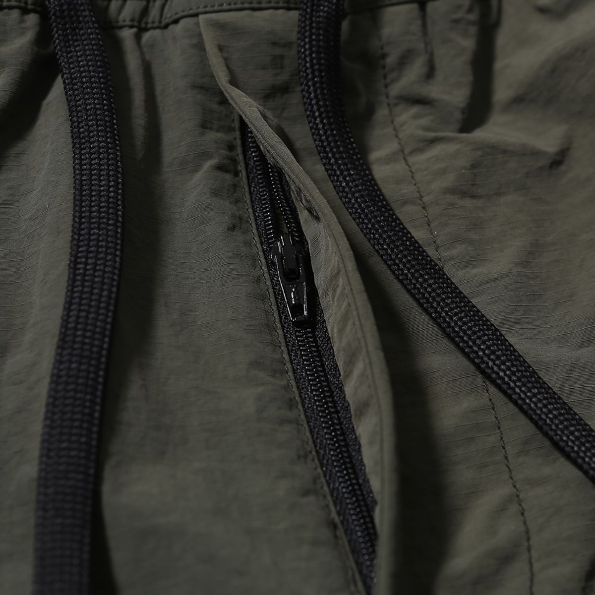 모이프(MOIF) [SS25] OVER MIL 6P PANTS / OLIVE