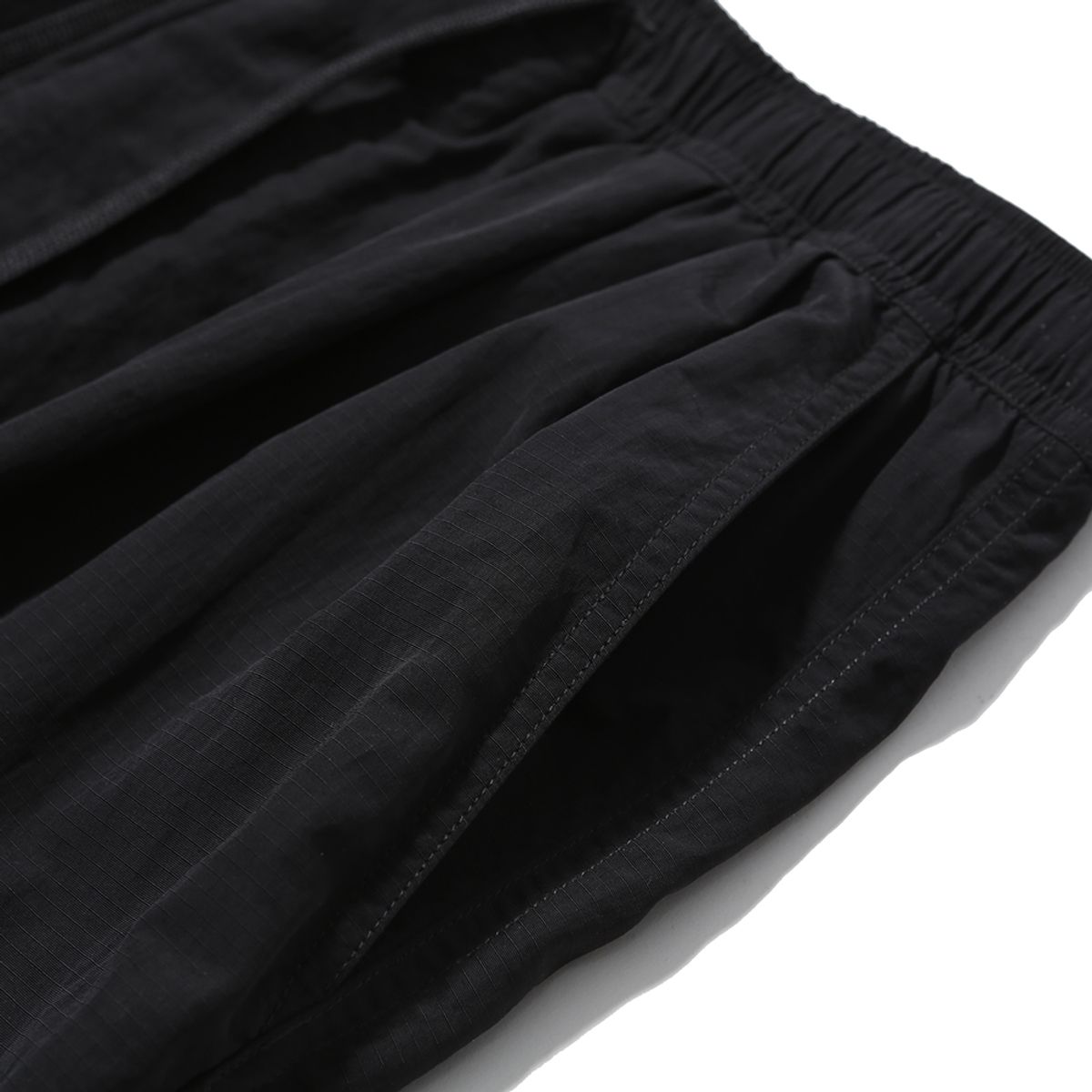 모이프(MOIF) [SS25] OVER MIL 6P PANTS / BLACK