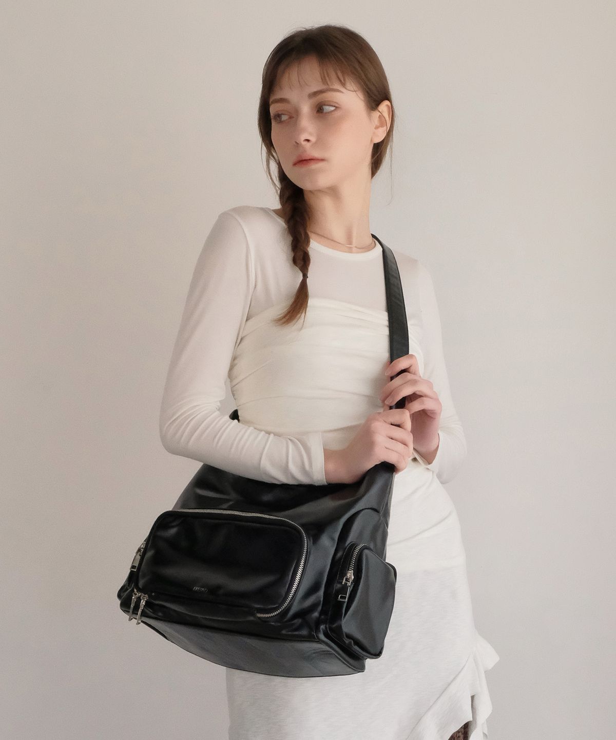 디베르노(DBERNO) 3포켓 보냉 피크닉 보부상백 [Leather_Black]