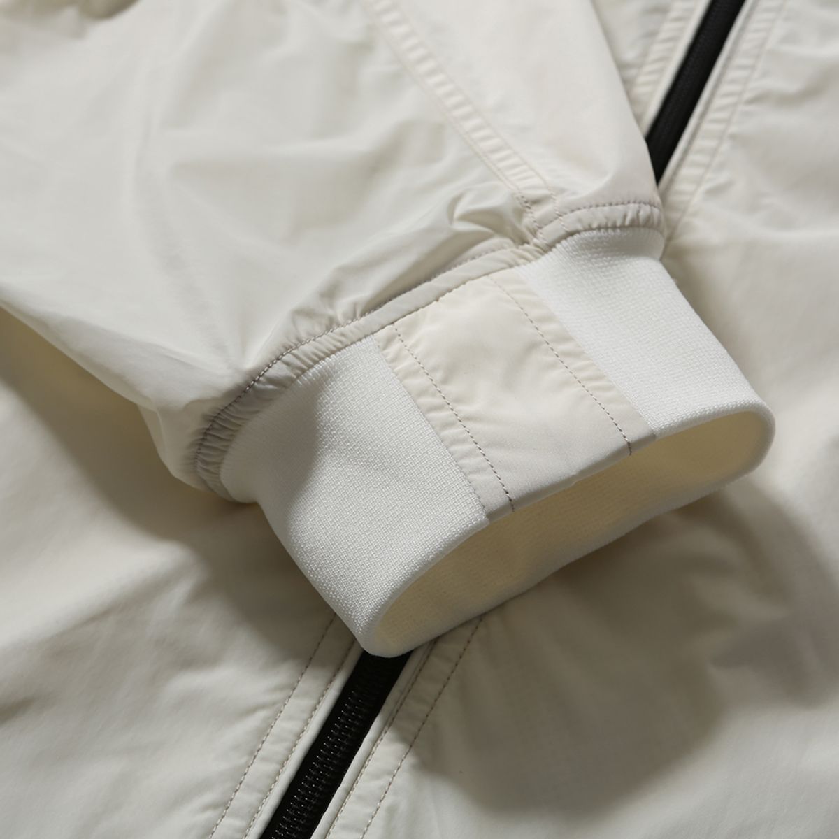 모이프(MOIF) [SS25] WIDE DOG EAR JACKET / ECRU